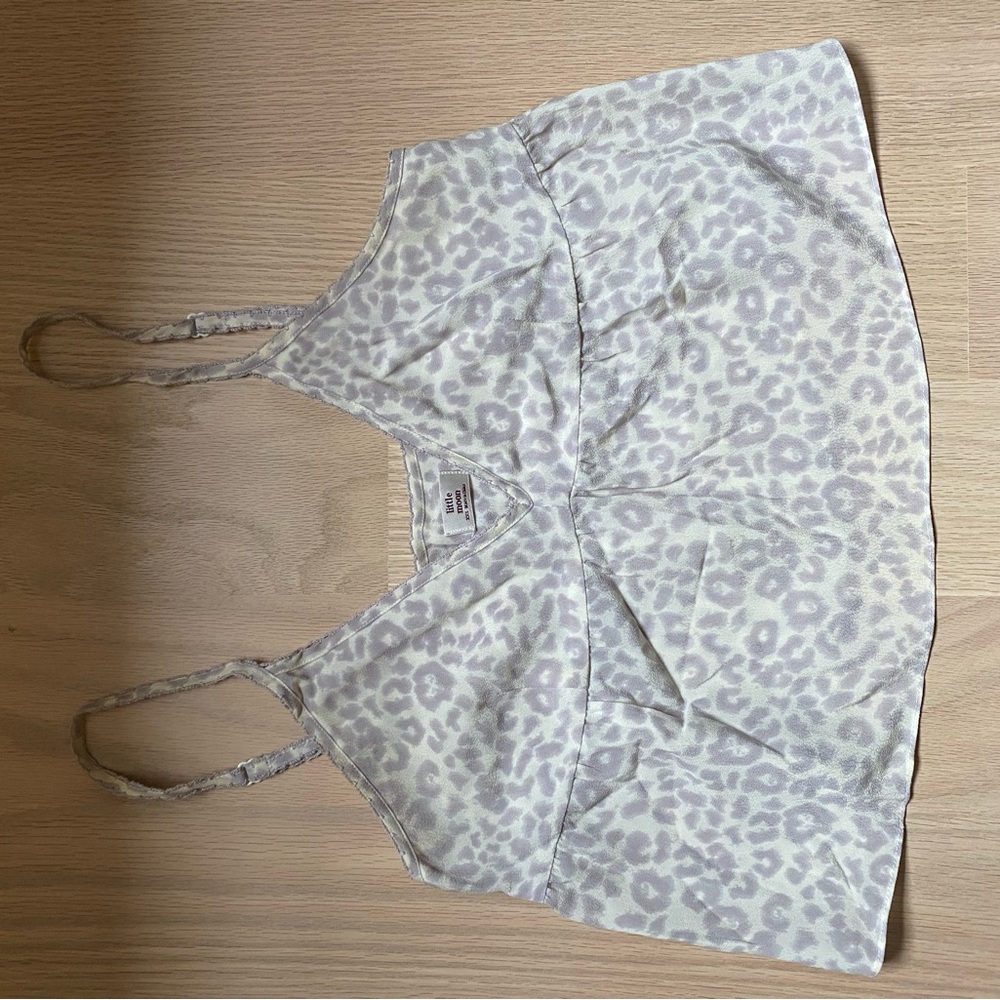 Aritzia little moon blouse